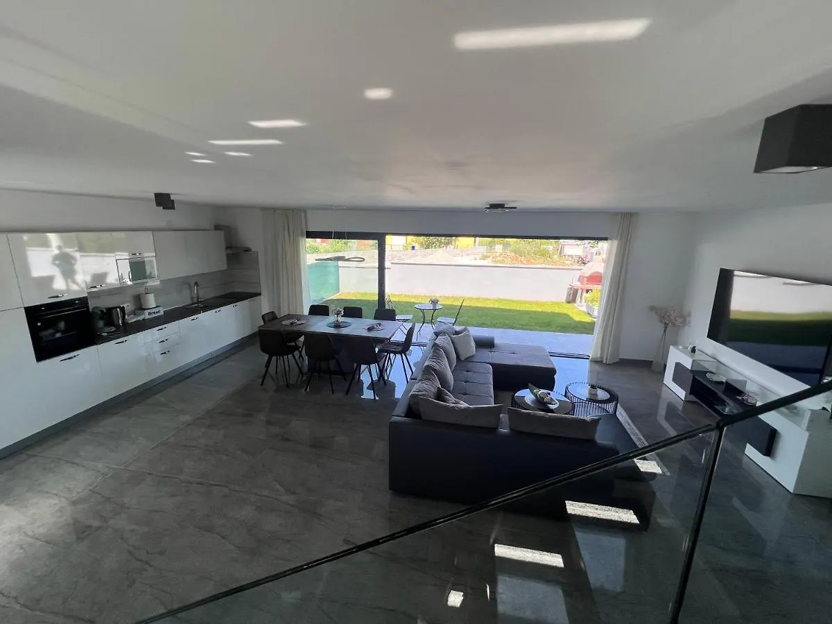 Villa H Labin  Croatia