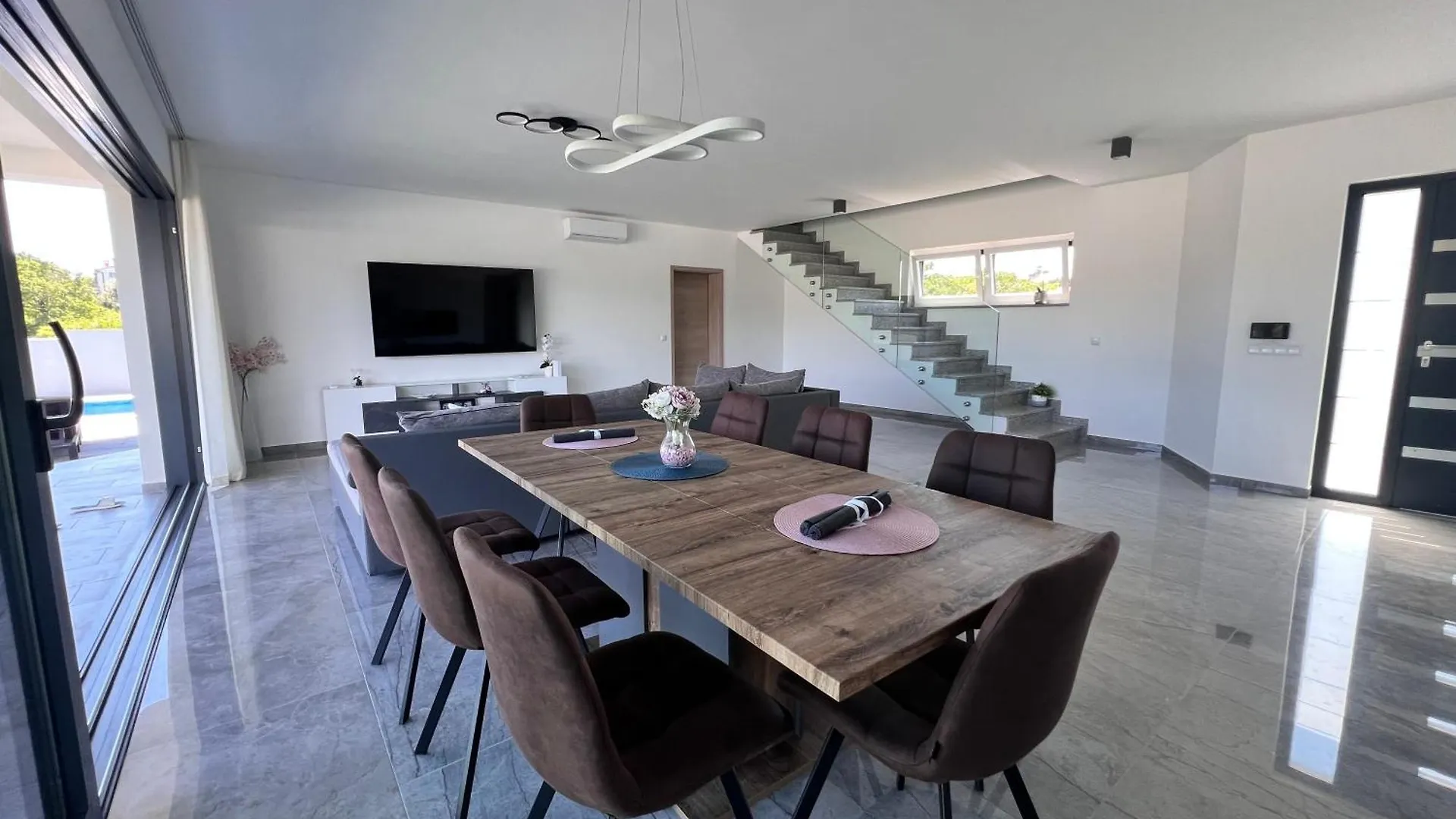 Villa H Labin